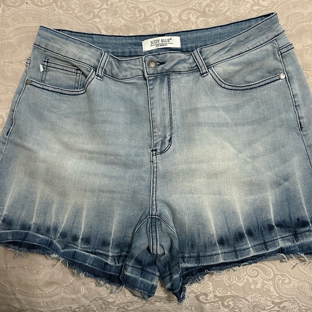 Judy Blue Faded Blue Jean Shorts
